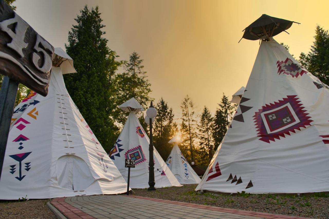 Wioska Indiańska River Park Zator Bagian luar foto